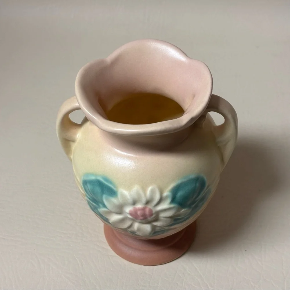 Hull Pottery vintage hull